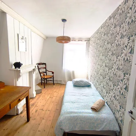 Apartment La Maison Penchee Du Marais L'escapade Nature A Saint-omer *